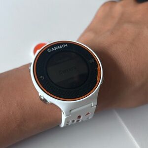 Garmin - Forerunner 620
